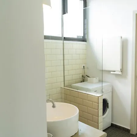 Wilson Old Roof Apartment Bukarest