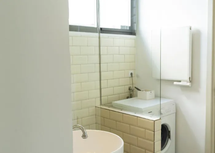 Wilson Old Roof Apartman Bukarest