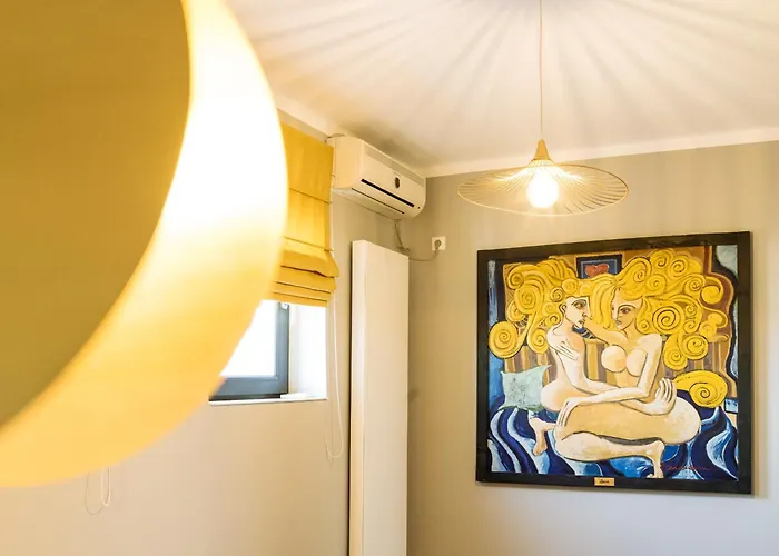 Wilson Old Roof ブカレスト