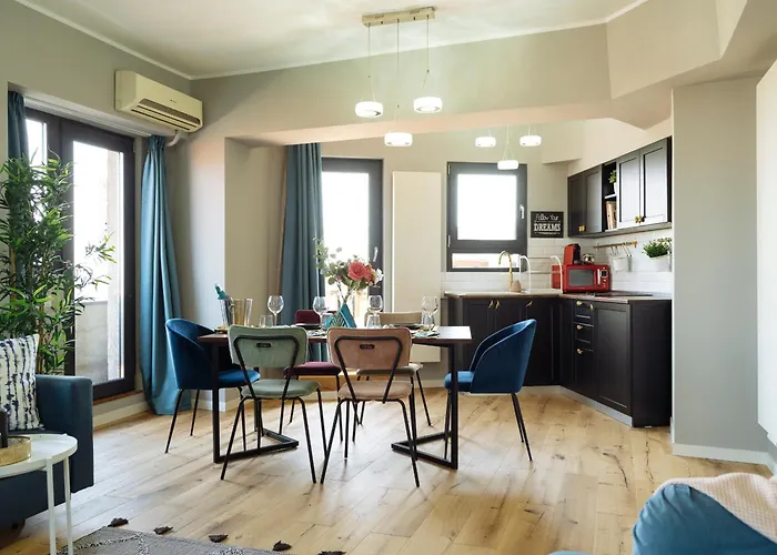 Wilson Old Roof * Bucureşti