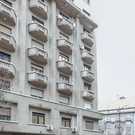 Apartment Wilson Old Roof Bukarest